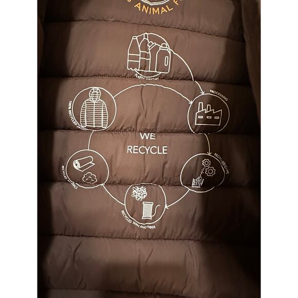 Save the Duck Dorothy Hooded Puffer Coat Ruby Red Size Large/XL NWT Form Fitting - Picture 9 of 16